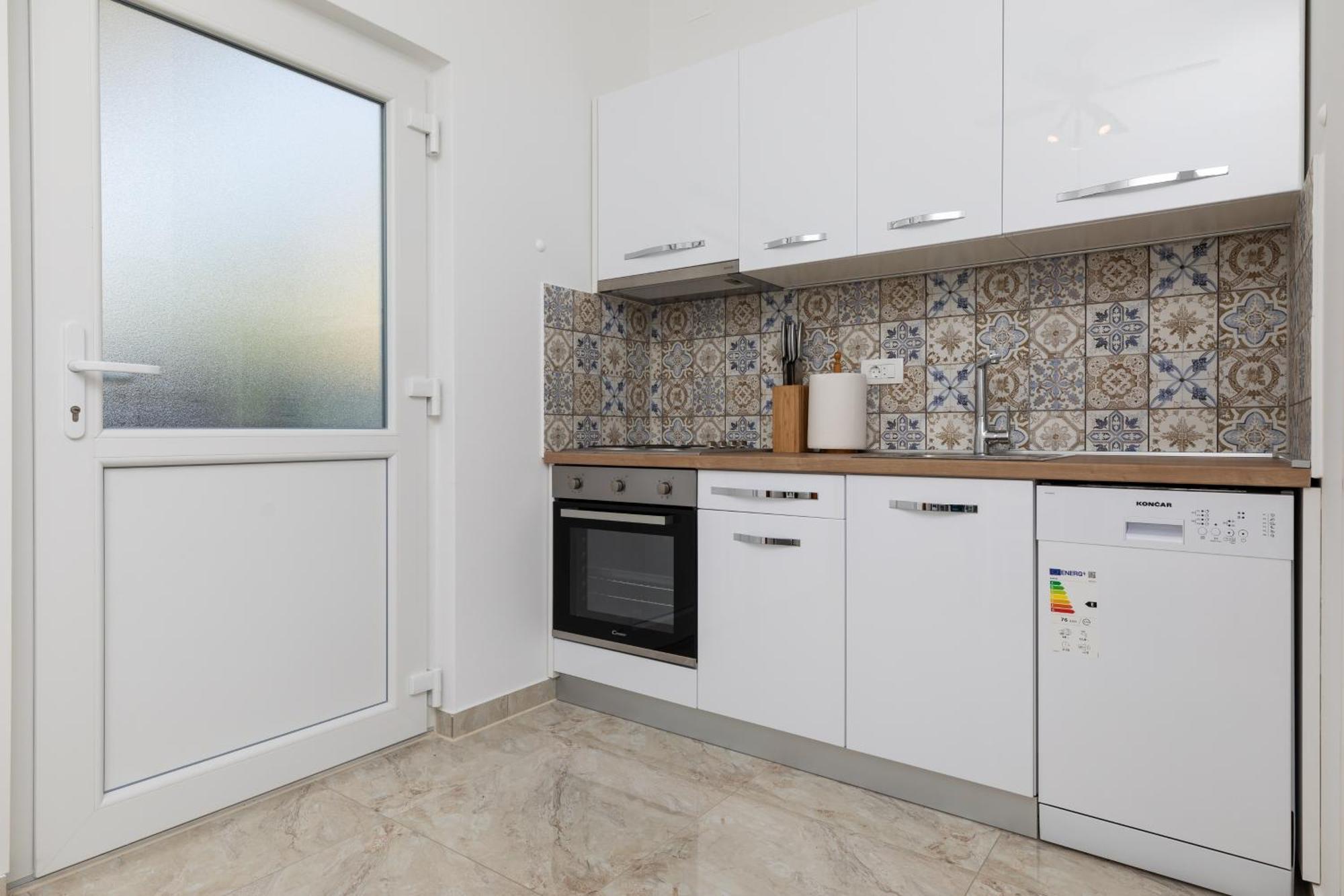 Apartments With A Parking Space Pisak, Omis - 5975 Kamer foto